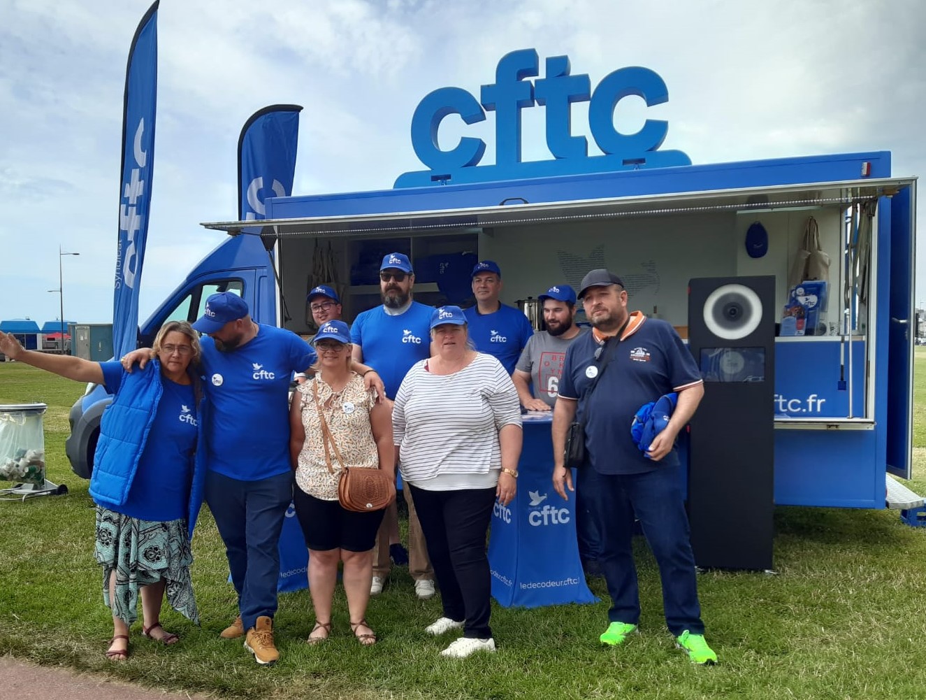 La CFTC passe la journée en bord de mer à Dieppe !